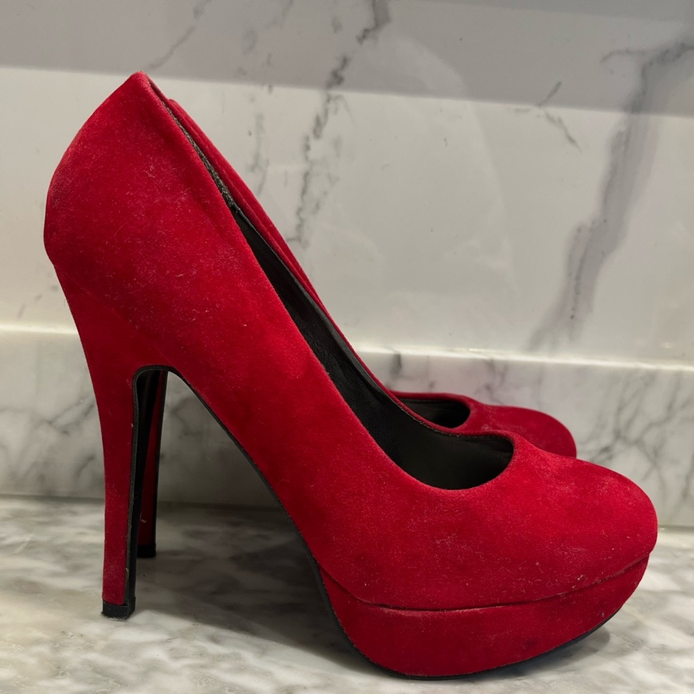 Platform heels suede